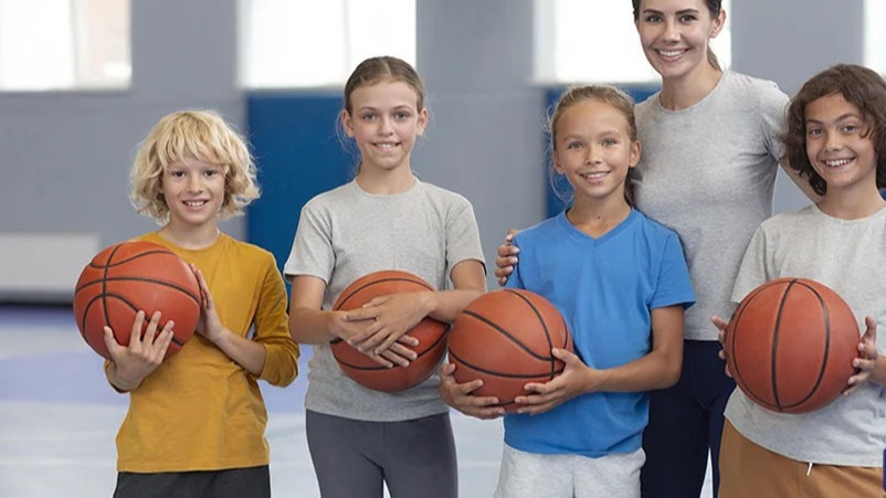Basketball training from elementary to advanced level in Toronto